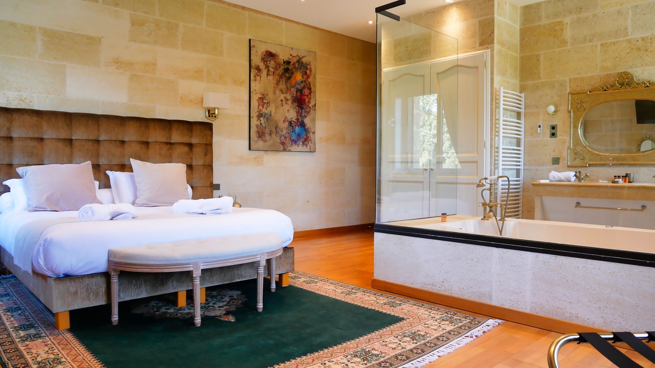 Photo of Bedroom in Camiac-et-Saint-Denis