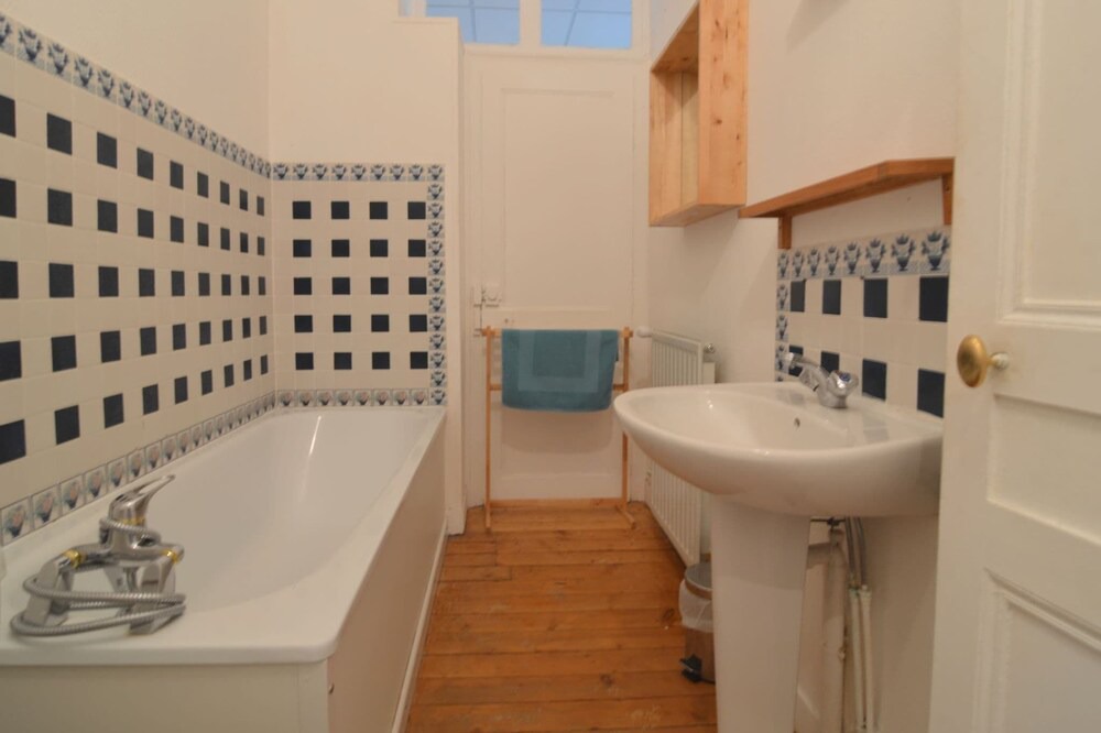 Photo of Bathroom in Asnieres