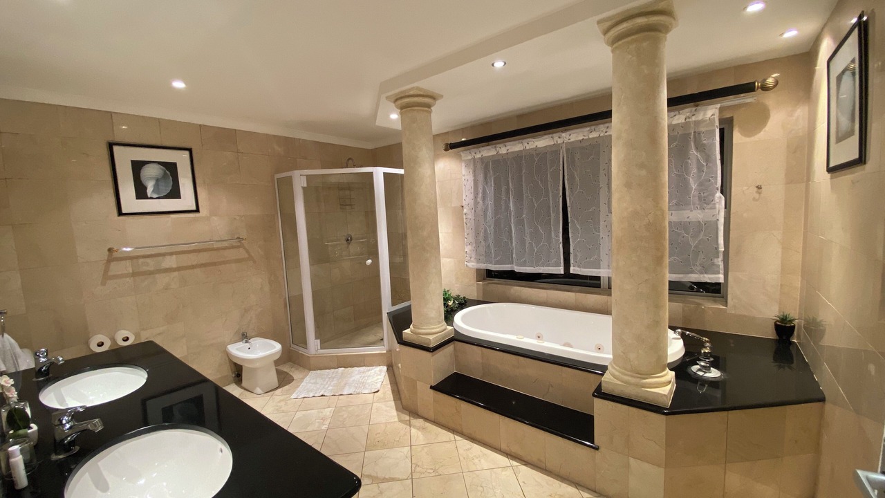 Photo of Bathroom in West Beach