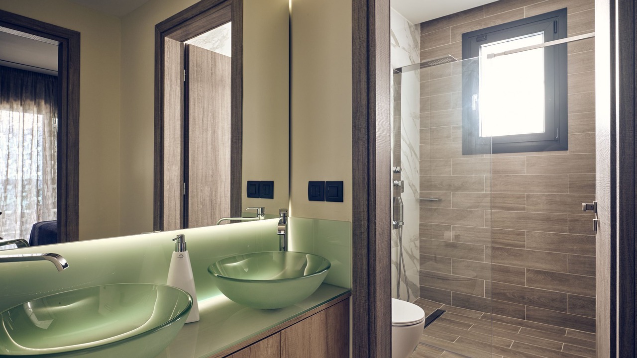 Photo of Bathroom in Alikanas