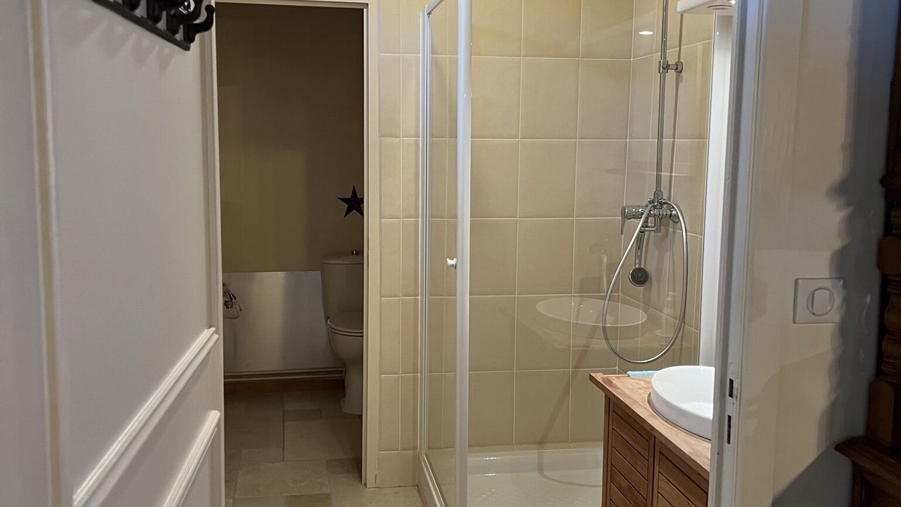 Photo of Bathroom in Sainte-Mere-Eglise