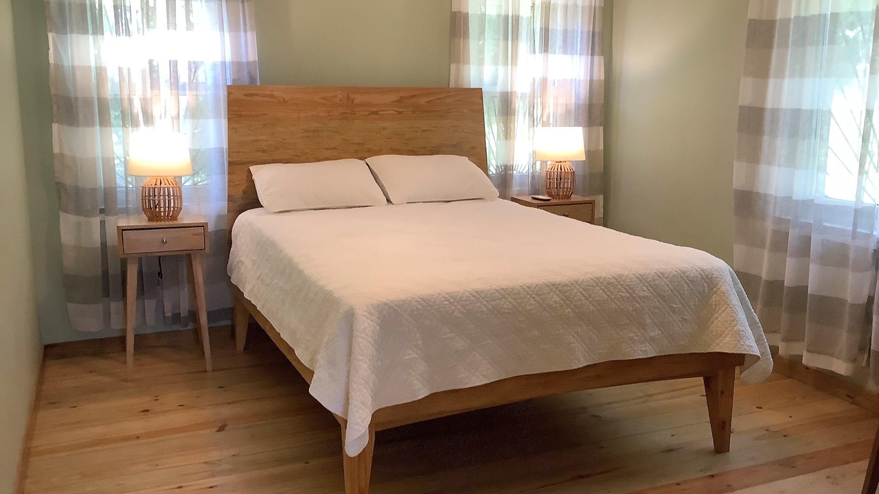 Photo of Bedroom in Antoneys Cay