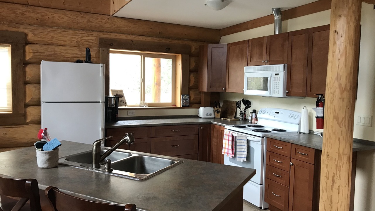 Photo of Kitchen in Lake Cowichan