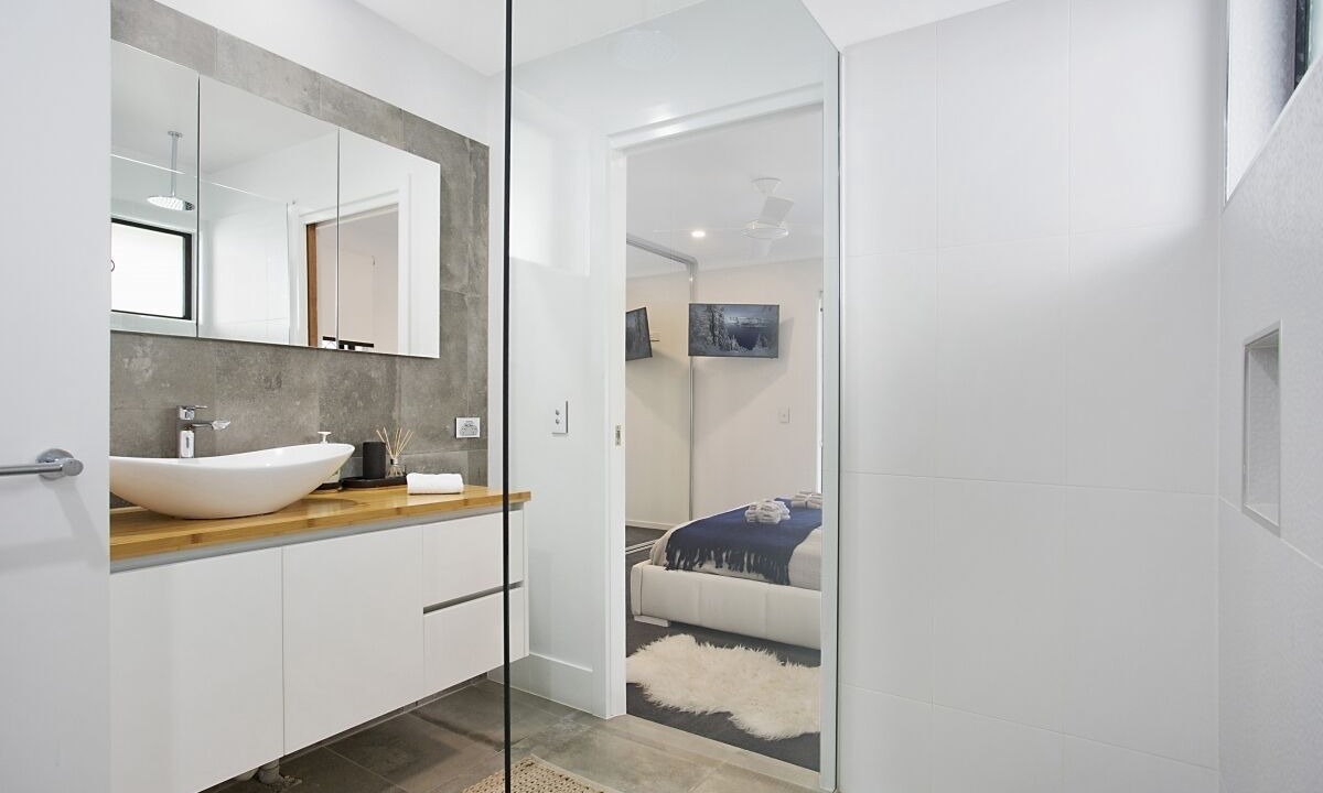 Photo of Bathroom in Mermaid Beach