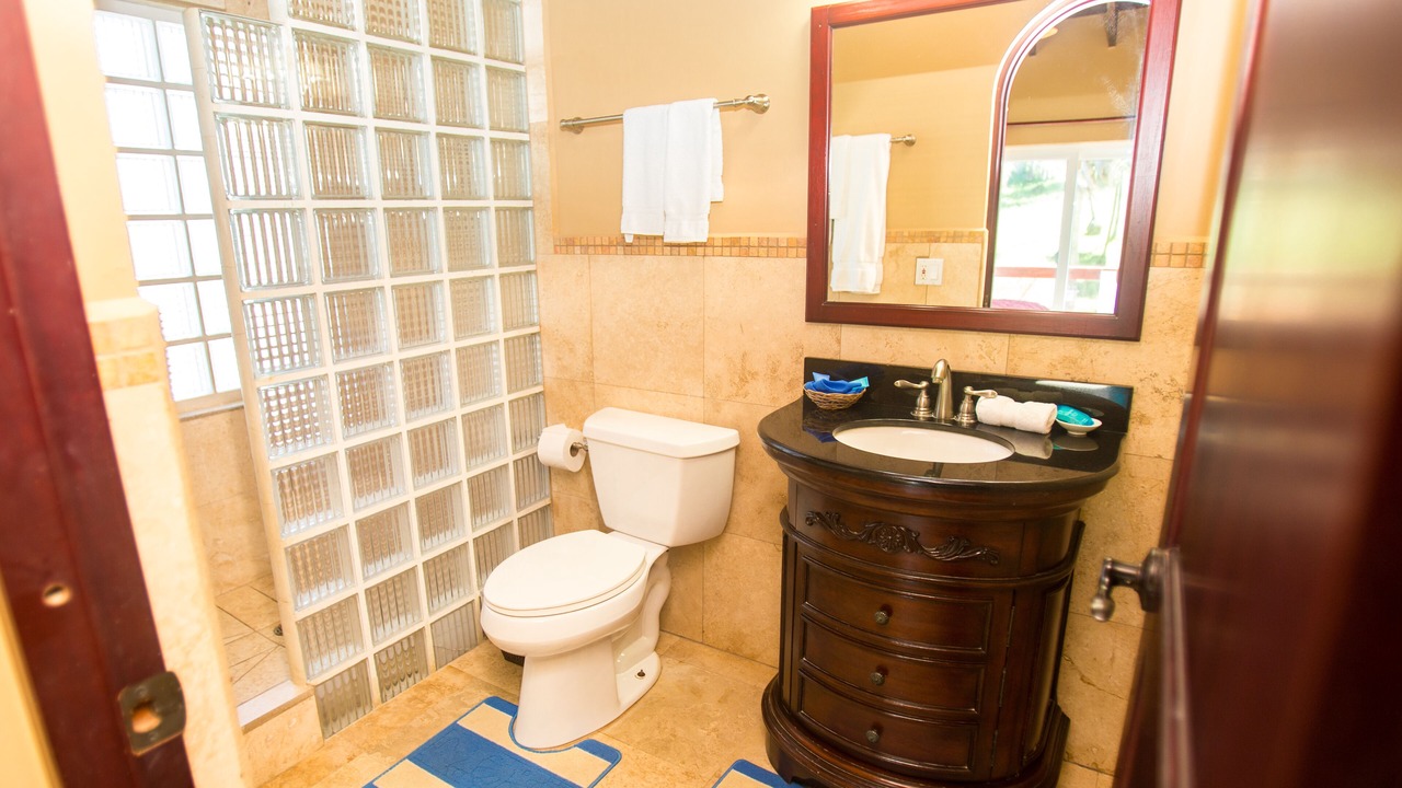 Photo of Bathroom in Lighthouse Estates