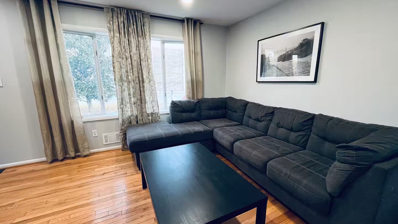 Photo of Livingroom in Rossville