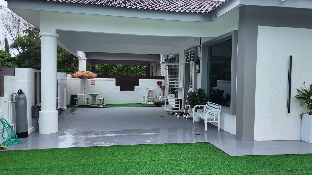 Photo of Patio Balcony in Ayer Panas