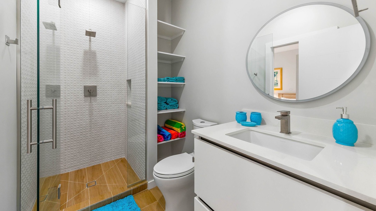 Photo of Bathroom in Old Man Bay