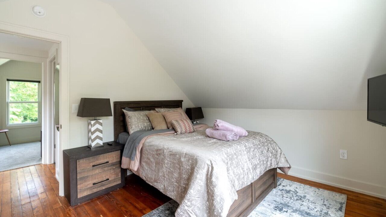 Photo of Bedroom in Italian Village