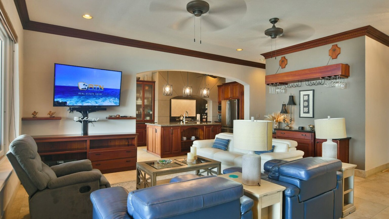 Photo of Livingroom in Lighthouse Estates