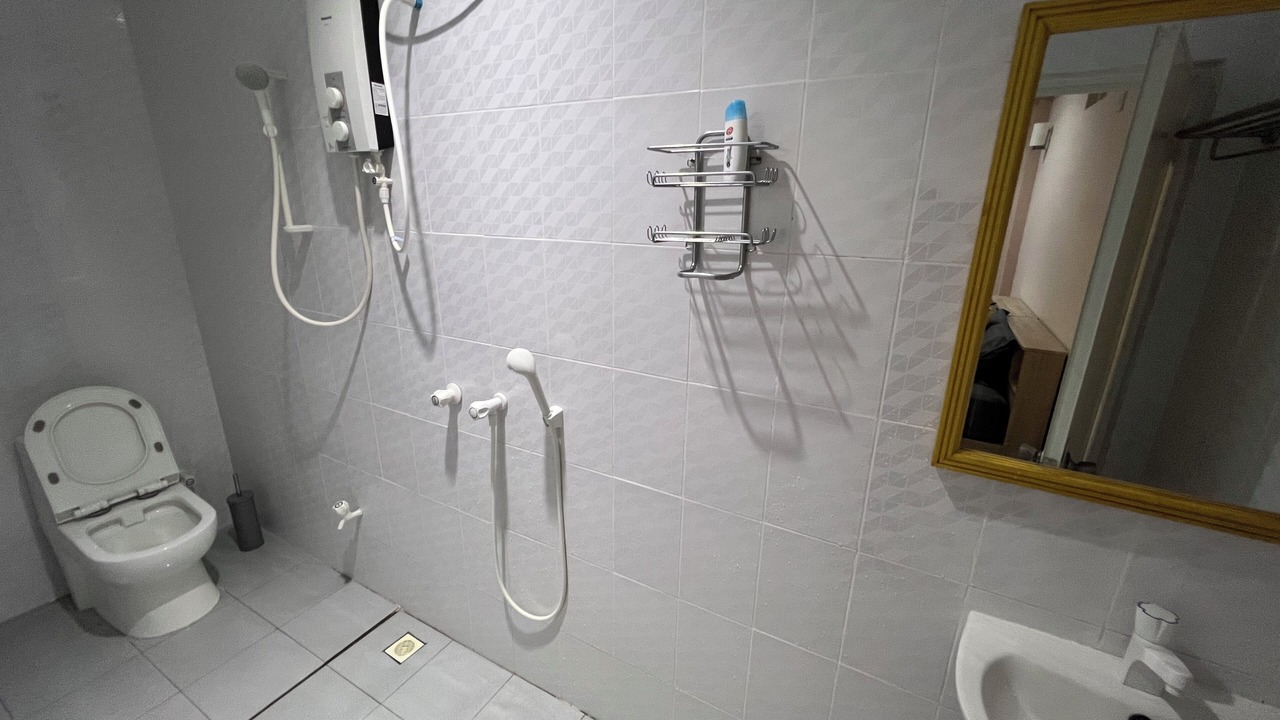 Photo of Bathroom in Dhangethi