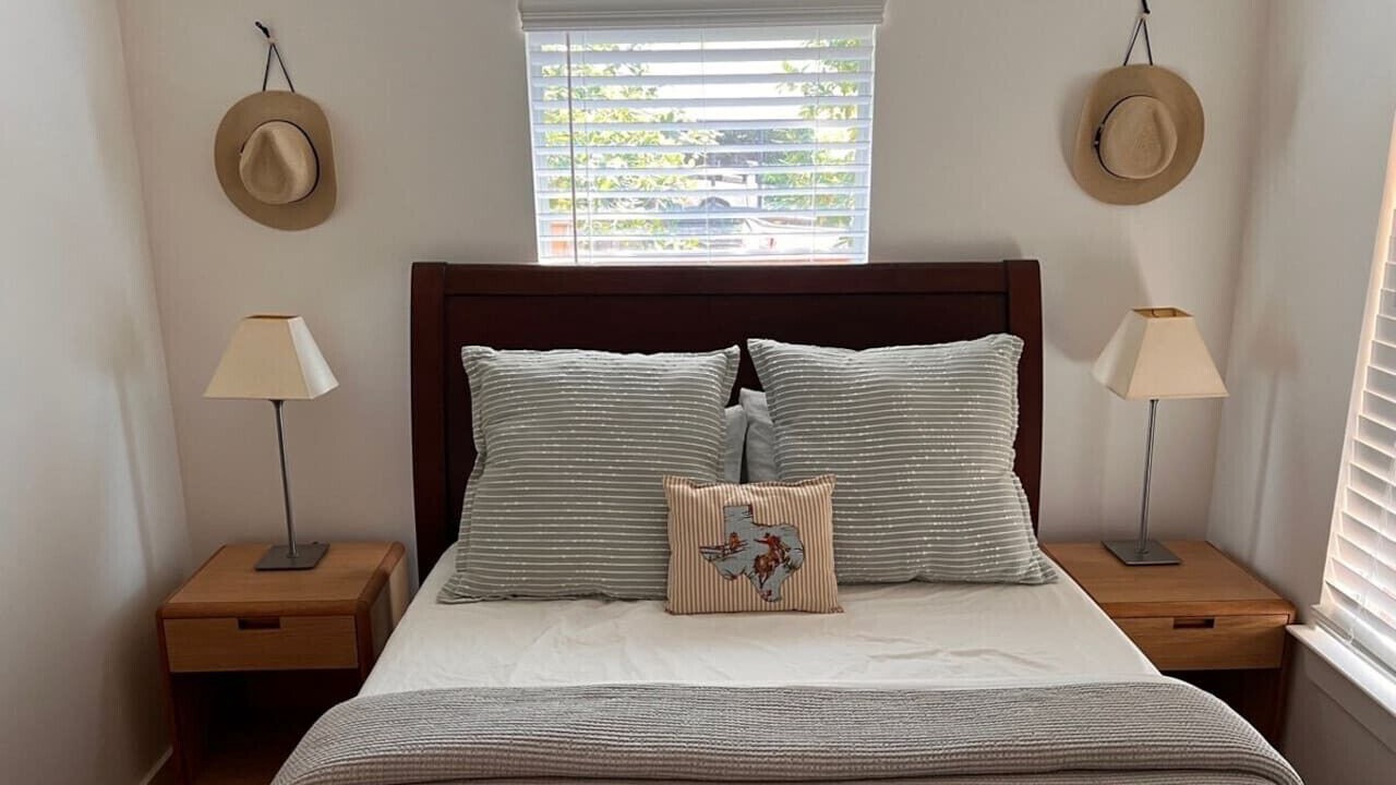 Photo of Bedroom in Blackshear-Prospect Hill