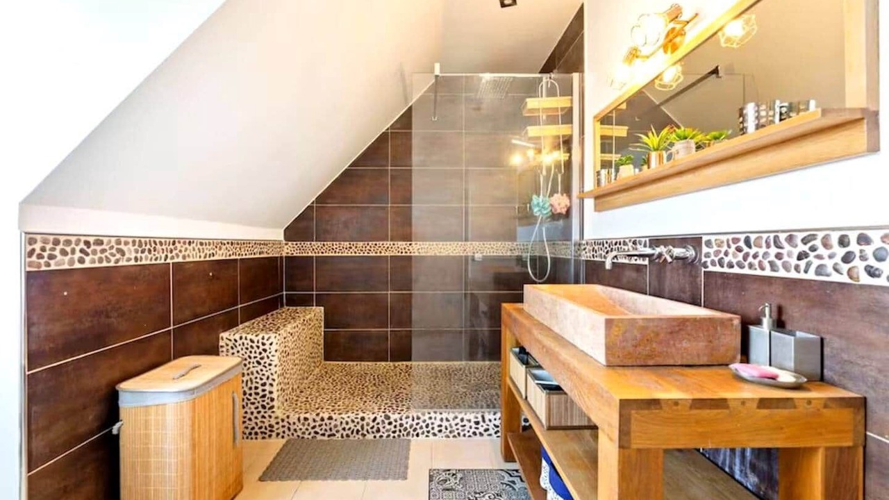 Photo of Bathroom in Touques