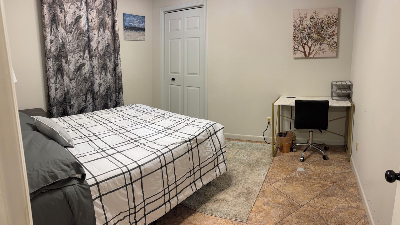 Photo of Bedroom in Normal