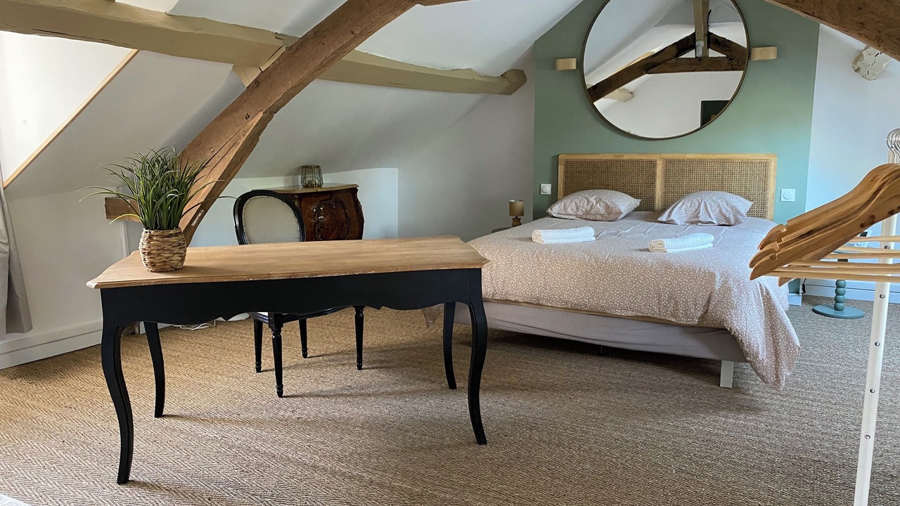 Photo of Bedroom in Poses