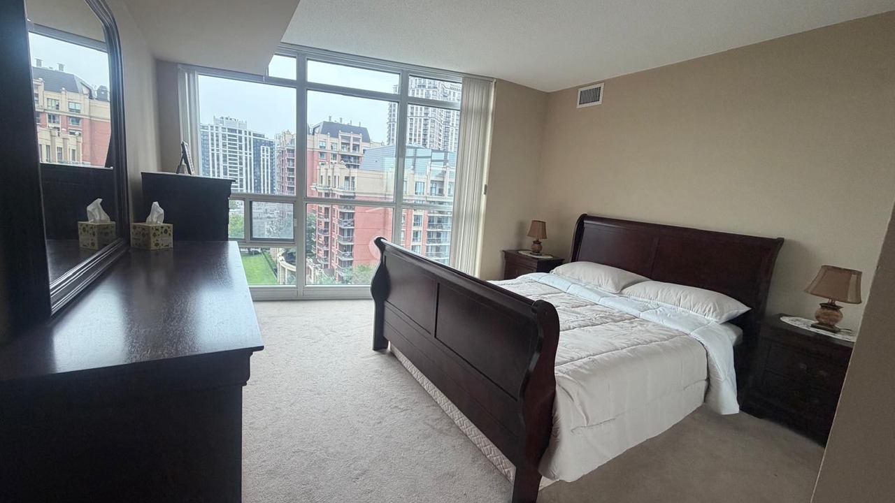 Photo of Bedroom in Willowdale