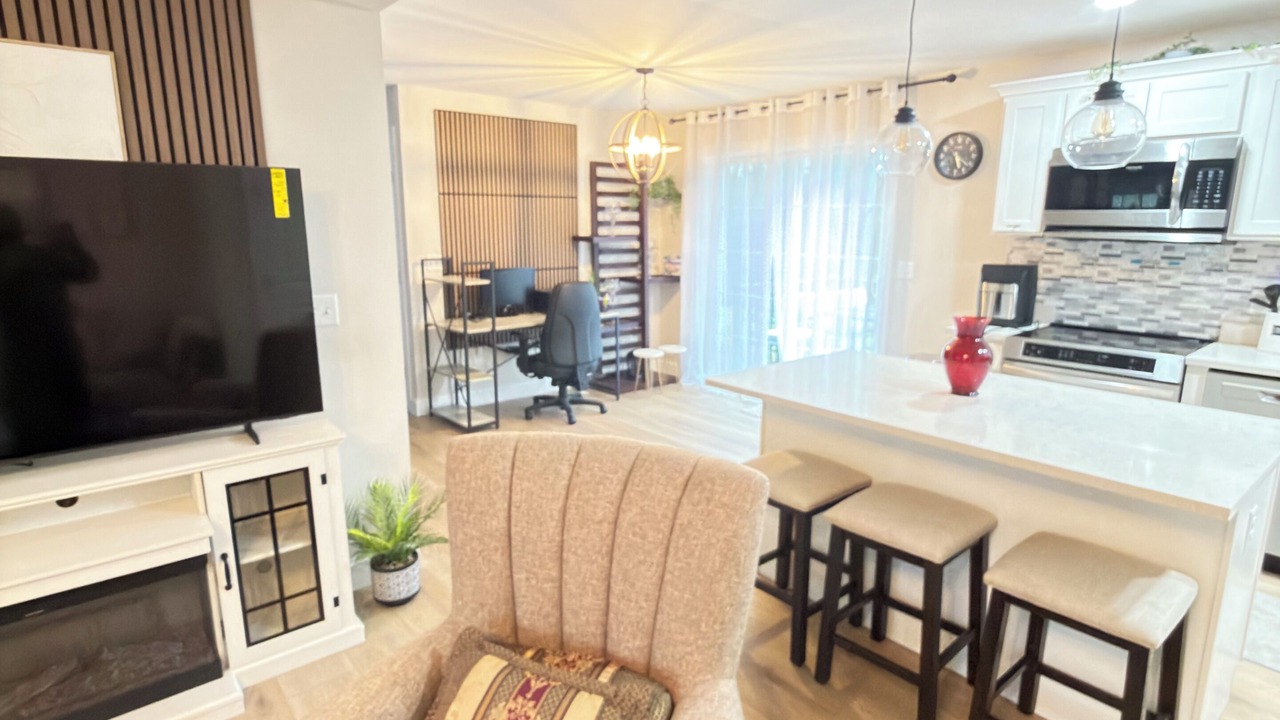 Photo of Livingroom in Templeton