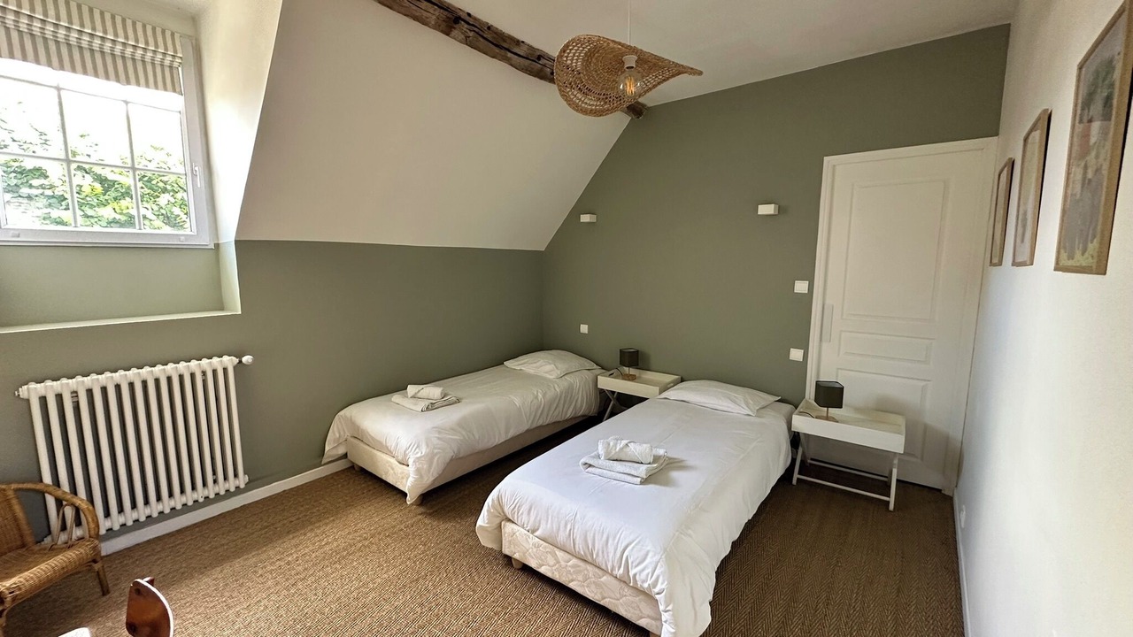 Photo of Bedroom in Chambray