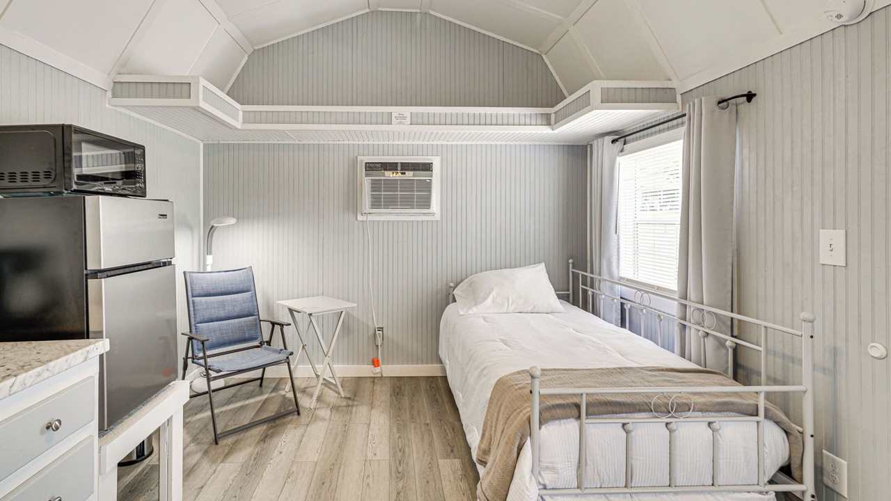 Photo of Bedroom in Sweetwater