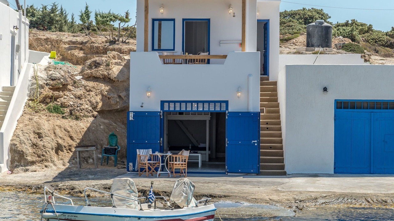 Photo of Others in Milos