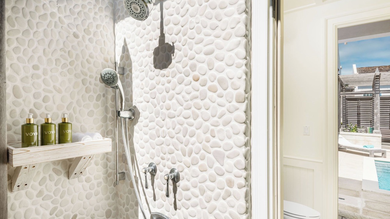 Photo of Bathroom in Big Ambergris Cay