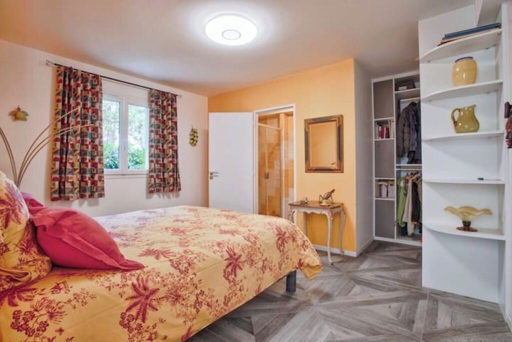 Photo of Bedroom in Le Home