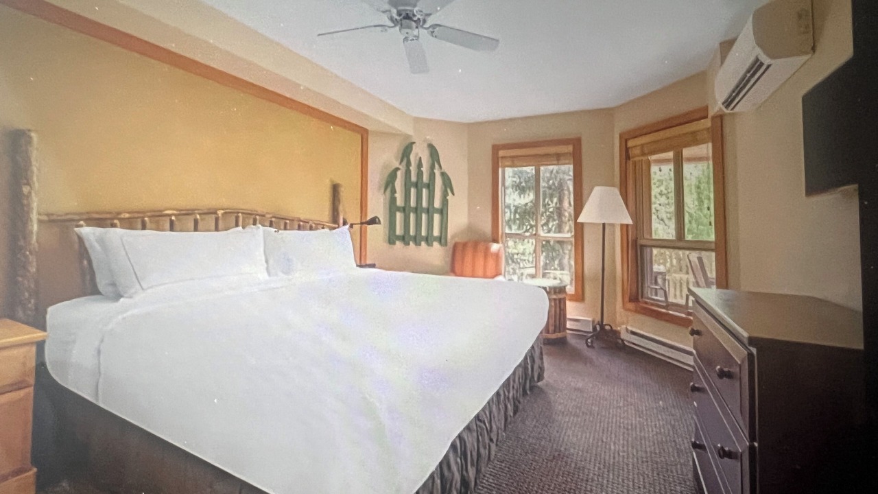Photo of Bedroom in Blackcomb