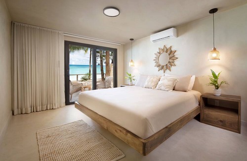 Antoneys Cay Resort | Arca Boutique Hotel