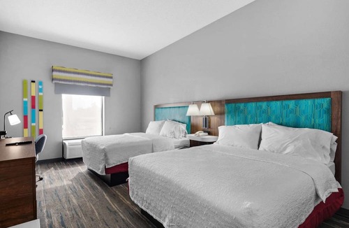 Ferry Pass Hotel | Hampton Inn & Suites Pensacola I-10 N at Univ. Town Plaza