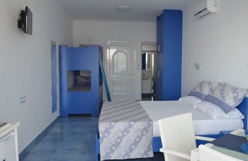 Stegna House | Bouganville Studios