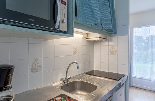 Mache Resort | Property In A Holiday Village '7 - Maison T3 Eco' with Shared Pool, Terrace and Shared Garden