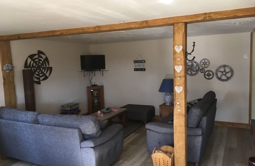 Savigny-le-Vieux House | Le Bois Gautier