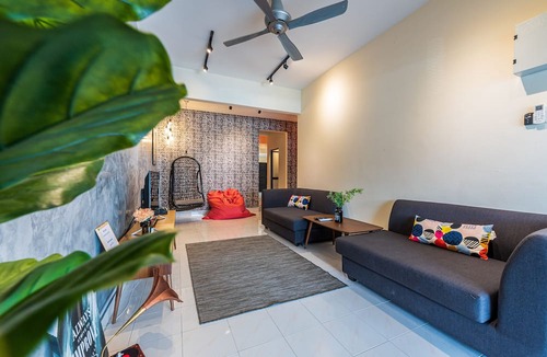 Ampang House | City Centre Designer Houz/5 mins to Sunway Velocity mall/Wifi/9-10pax