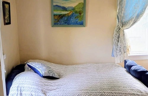 Galesburg House | Grandma Moo's Farmhouse: family friendly, rustic getaway near Galesburg.