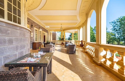 Limuru Hotel | Relaxing and Elegant Getaway in Grand Kenyan Presidential Suite | Free Parking