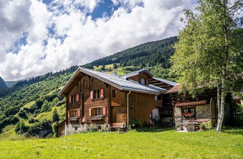 Lumnezia Apartment | Ferienhaus Bundi Surin, Lumbrein, (Lumbrein), 48010B by Interhome