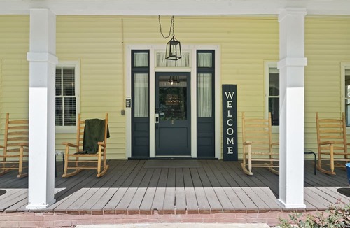 Tellico Plains Hotel | Boutique Inn, The Byrum Room 3B, Minutes from The Cherohala Skyway