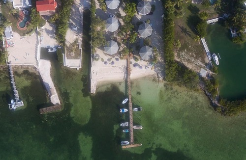 Islamorada Resort | 2 Bedrm/2 Bath Private Beach Boat Dock Fishing Pier Pool Hot Tub Dream Vacay