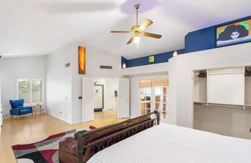 Alhambra Other | Half acre 5 bedroom 4 bath farmhouse. Huge Yard, Arcade, Firepit, Pool Phoenix!