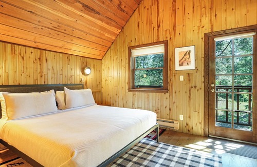 Purgatory Cabin | Modern 3BR Alpine Cabin, Mtn Views, Deck, Nearby Lakes and Purgatory Skiing