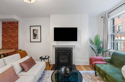 Beacon Hill Apartment | Historic Beacon Hill Charm: Modern Apt w/Patio, High-Speed WiFi, Steps to Cafes and Boston Commons!