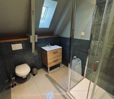 Daubeuf-Serville Apartment | Grand Studio