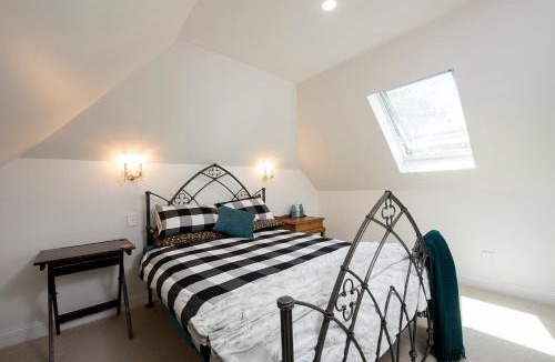 Balhannah House | The Old School Historic Stay for 2 Adelaide Hills