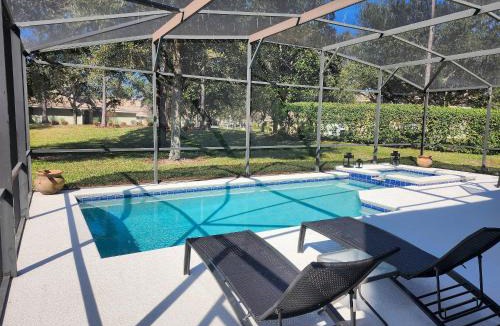 Calabria House | Amazing 5BD/5BA House with Pool and TV Near Disney