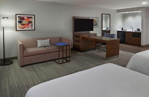 Dorval Hotel | Hampton Inn & Suites Montreal-Dorval