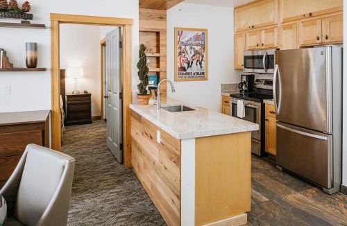 Mammoth Lakes Resort | Juniper Springs Resort