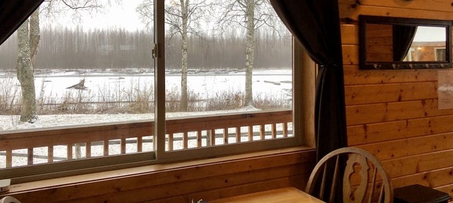 Riverside Cabin at Susitna River Lodging in Talkeetna