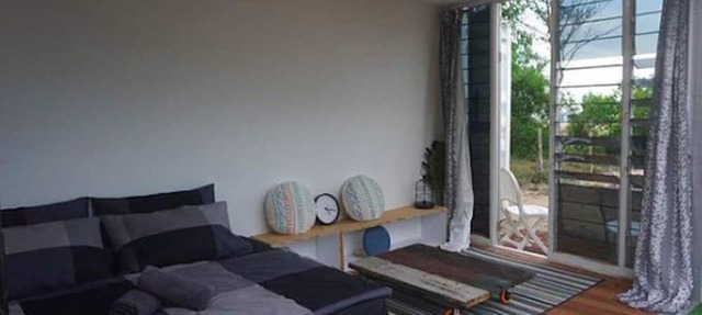 Beachfront Twin Cabin w/children paddle pool - 1 min from the beach! in Kuala Dungun