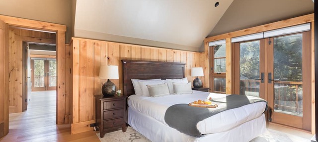 Craftsman Cabin | Hot Tub + Fire Pit + Games | Near Palisades | Hunter in Olympic Valley