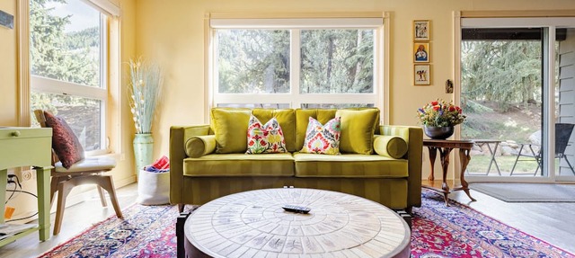 Peaceful 2 Bedroom/2 Bathroom condo minutes from Beaver Creek & Vail in Beaver Creek